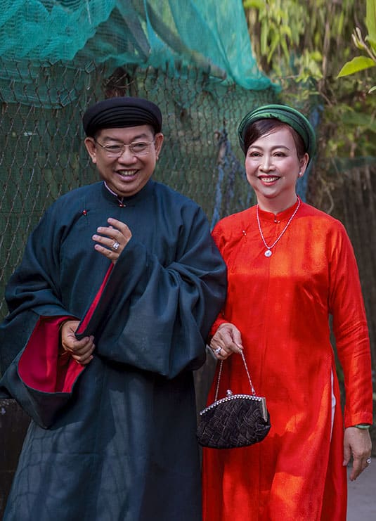 Áo dài ông bà sui chuẩn truyền thống ngũ thân