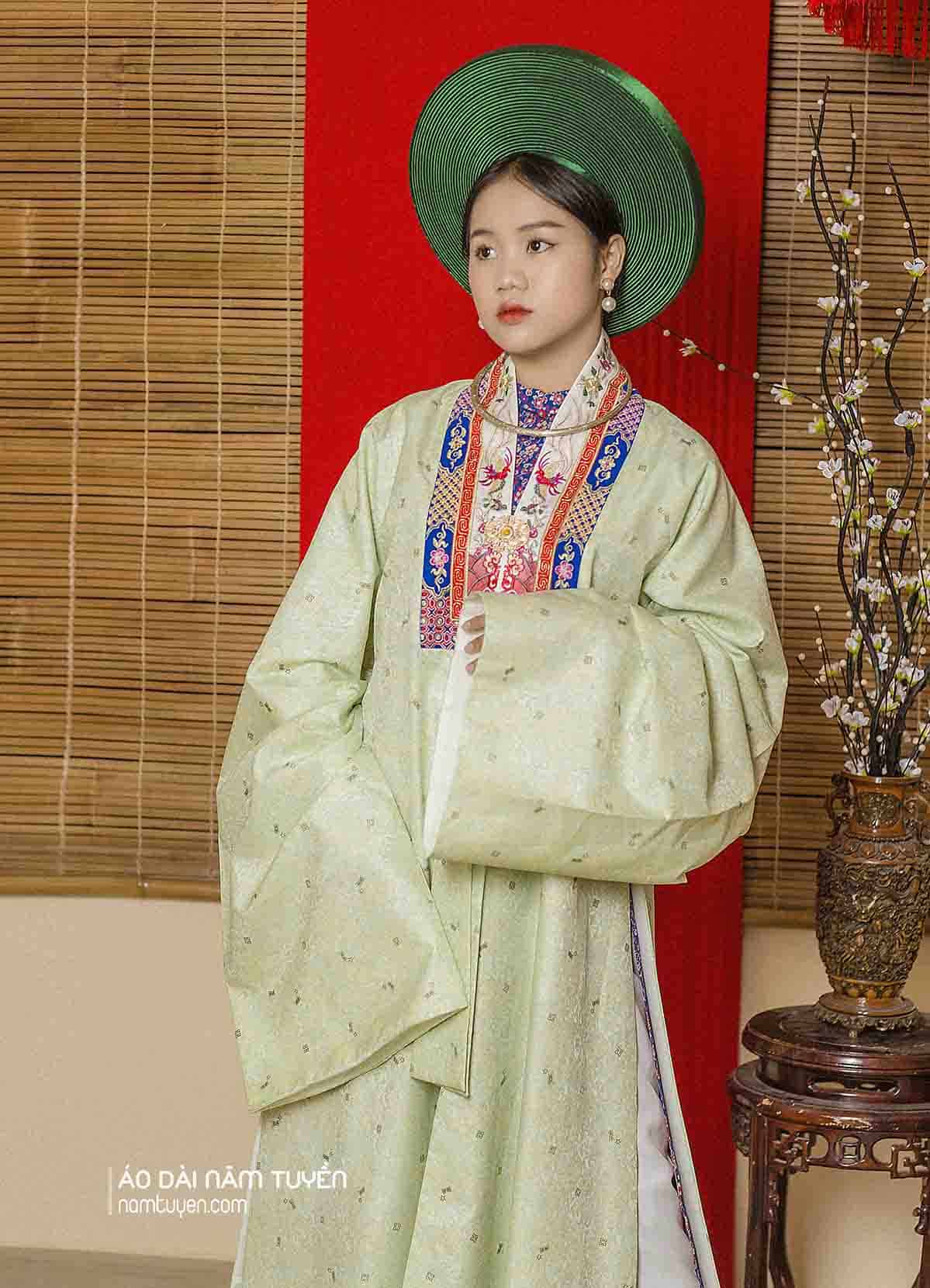 Áo Nhật Bình nữ truyền thống màu xanh cốm | Áo Dài Năm Tuyền