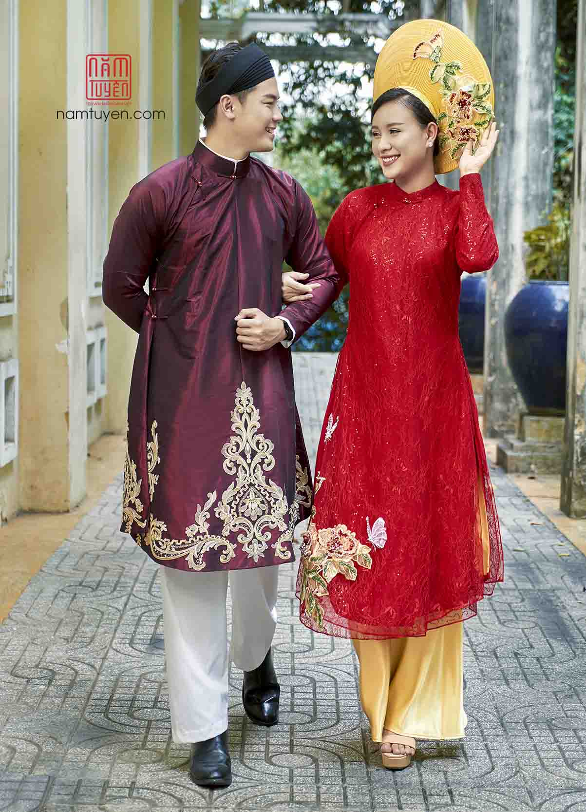 Áo dài cưới nam hoa văn thêu